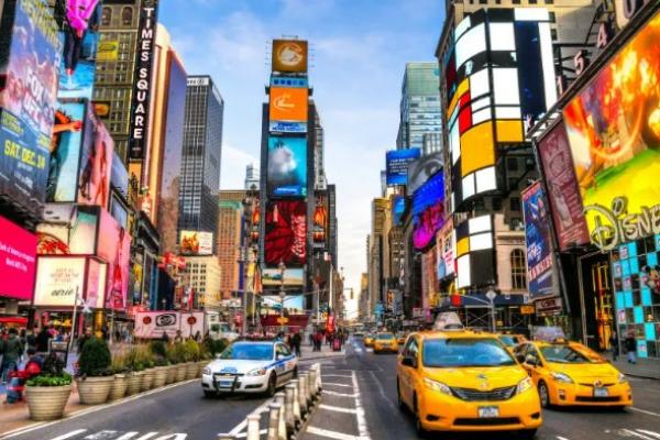 NEW YORK 3 AGOSTO 26